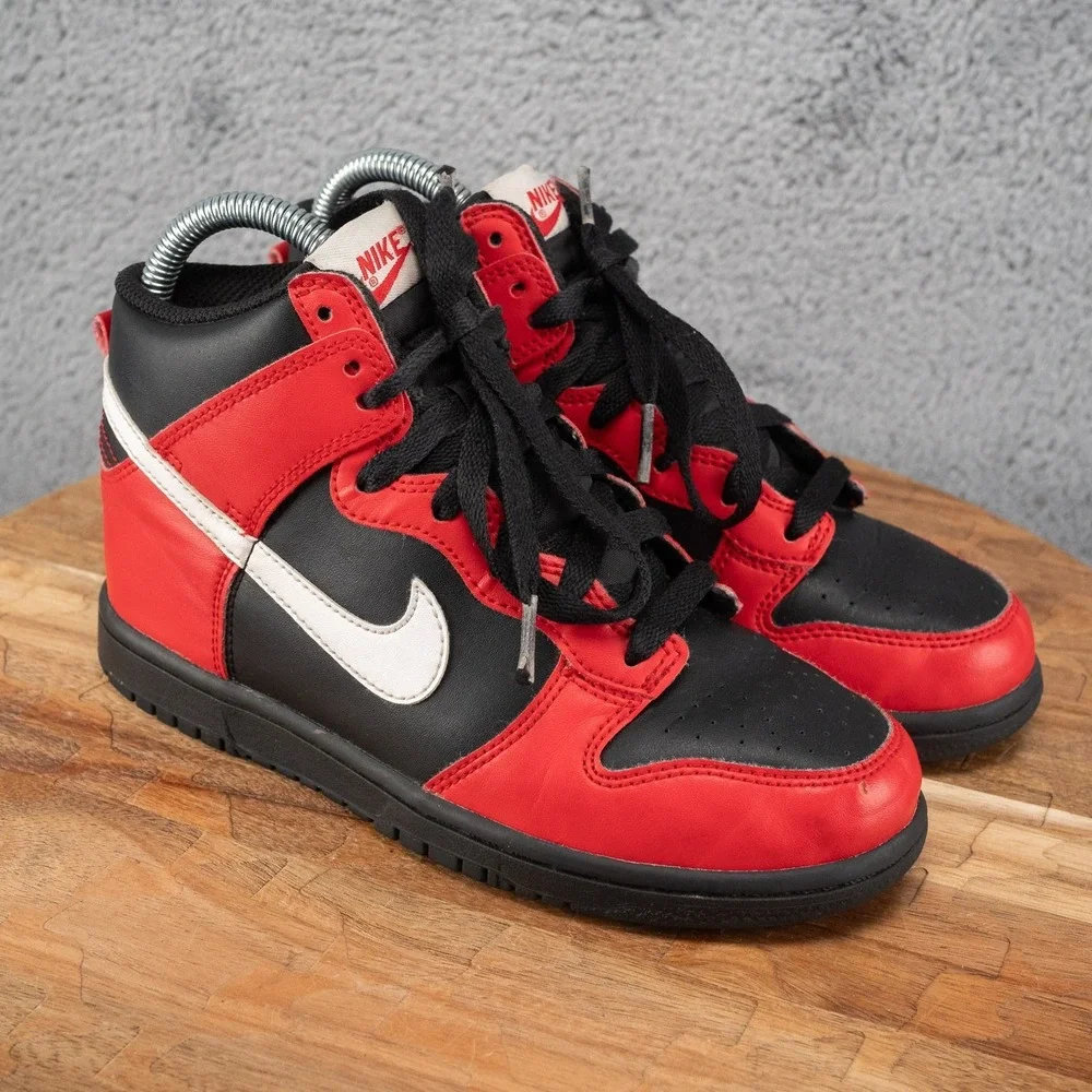 Nike‎ Dunk High Top PS Black University Red Kids 2.5Y DD2314-003 Sneakers Shoes